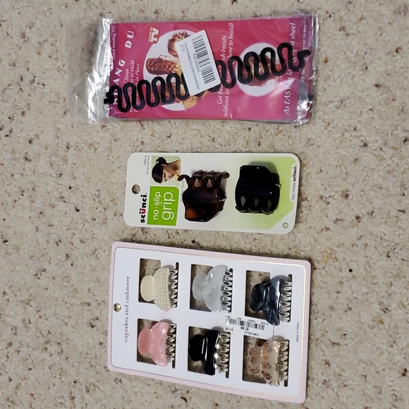 Other - Hair bundle